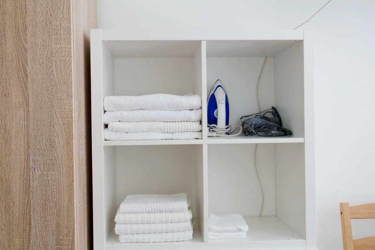*** Comfortable 30M2 Studio Hansaring 19 *** Mediapark / Cologne Messe / Dom Německo